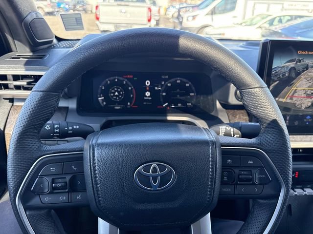 Used 2024 Toyota Tacoma Limited w/ Limited Package (LT) image 33