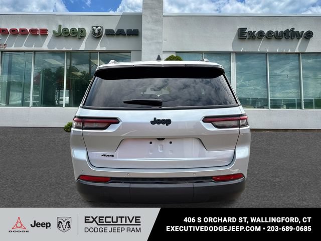 Used 2023 Jeep Grand Cherokee L Laredo AWD/4WD image 3