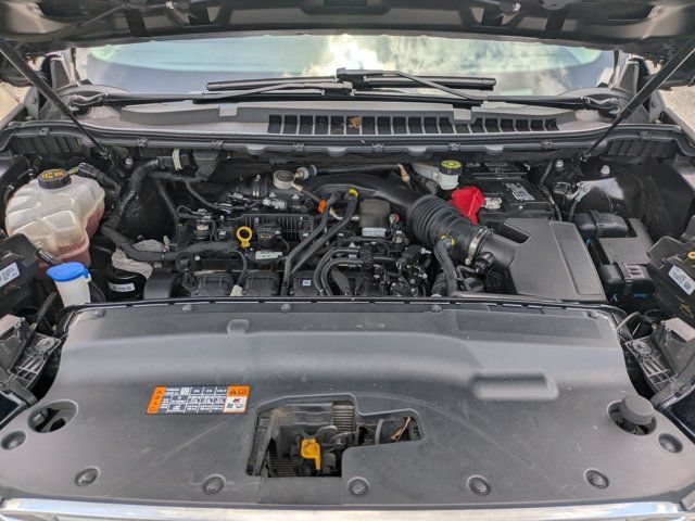 Used 2019 Ford Edge Titanium w/ Cold Weather Package AWD/4WD image 13