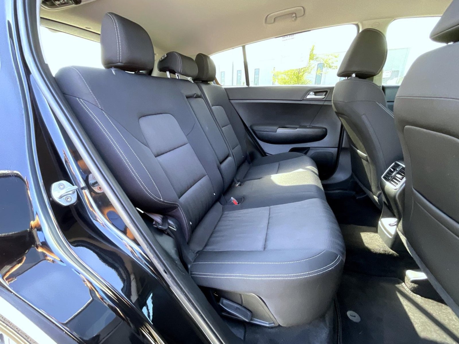 Used 2020 Kia Sportage LX AWD/4WD image 19