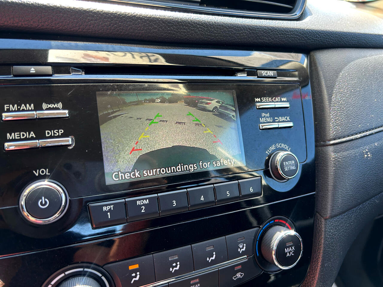 Used 2017 Nissan Rogue S image 20