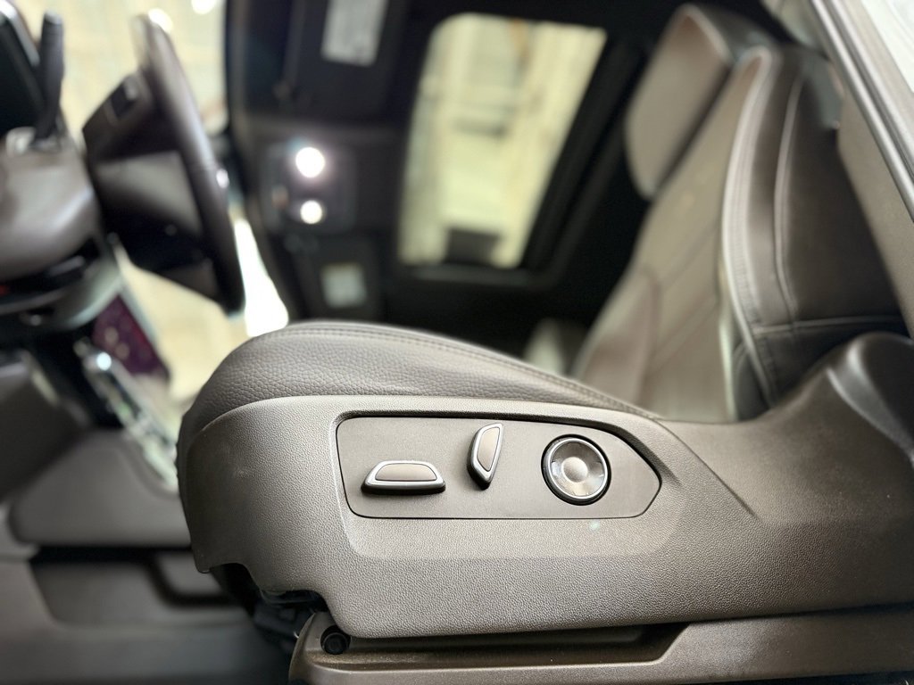 Used 2024 GMC Sierra 2500 Denali w/ Denali Reserve Package image 47