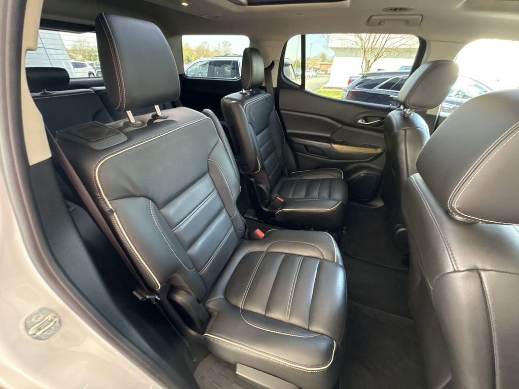 Certified 2019 GMC Acadia Denali w/ Technology Package image 28