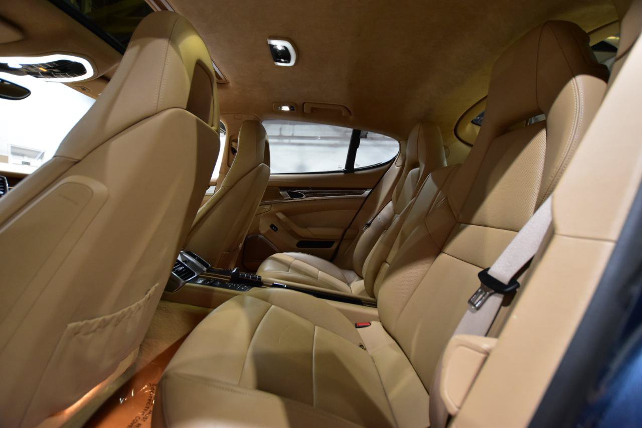 Used 2010 Porsche Panamera Turbo AWD/4WD image 43