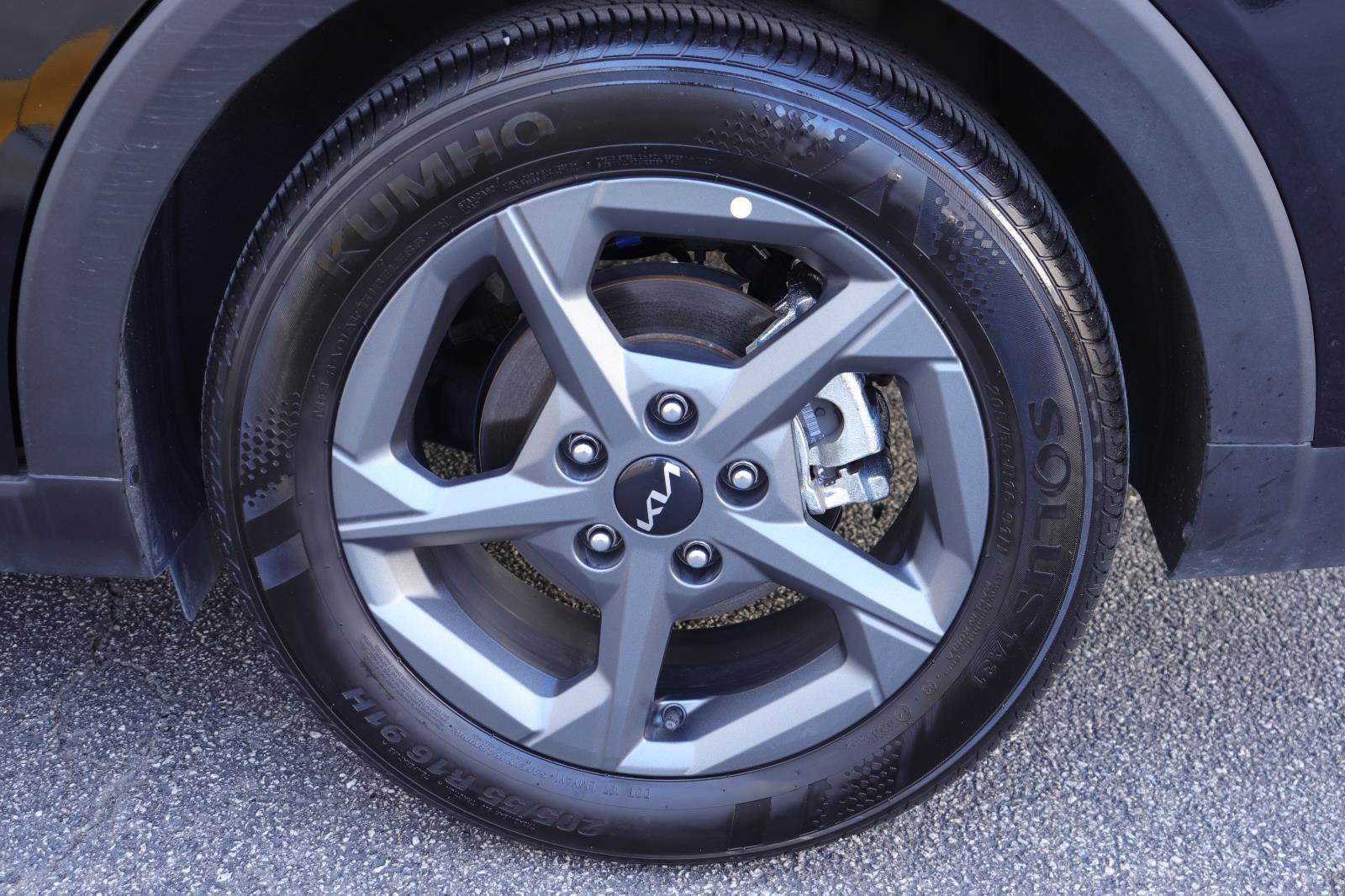 Used 2025 Kia K4 LXS image 35