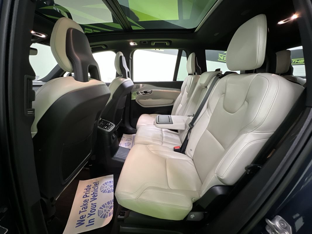 Used 2022 Volvo XC90 T8 R-Design w/ Advanced Package AWD/4WD image 28