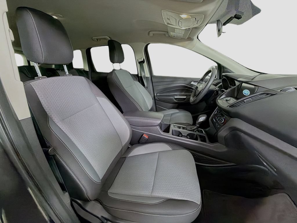 Certified 2019 Ford Escape SE FWD image 29