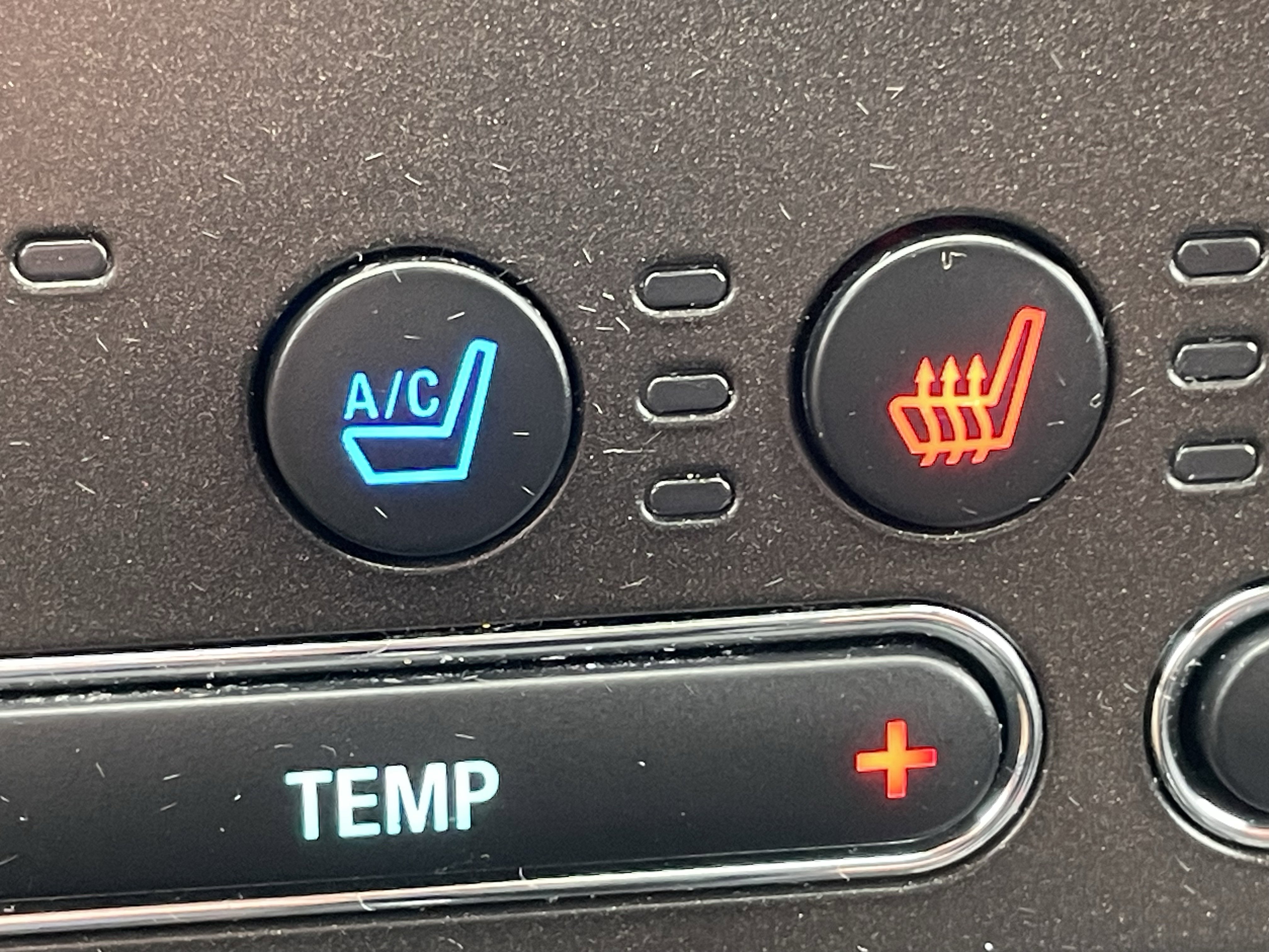 Used 2018 Ford Explorer Platinum AWD/4WD image 23