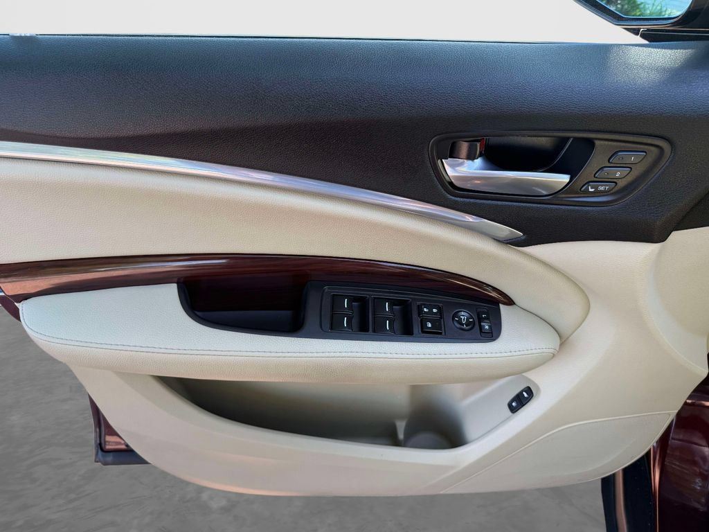 Used 2015 Acura MDX SH-AWD w/ Technology Package image 16
