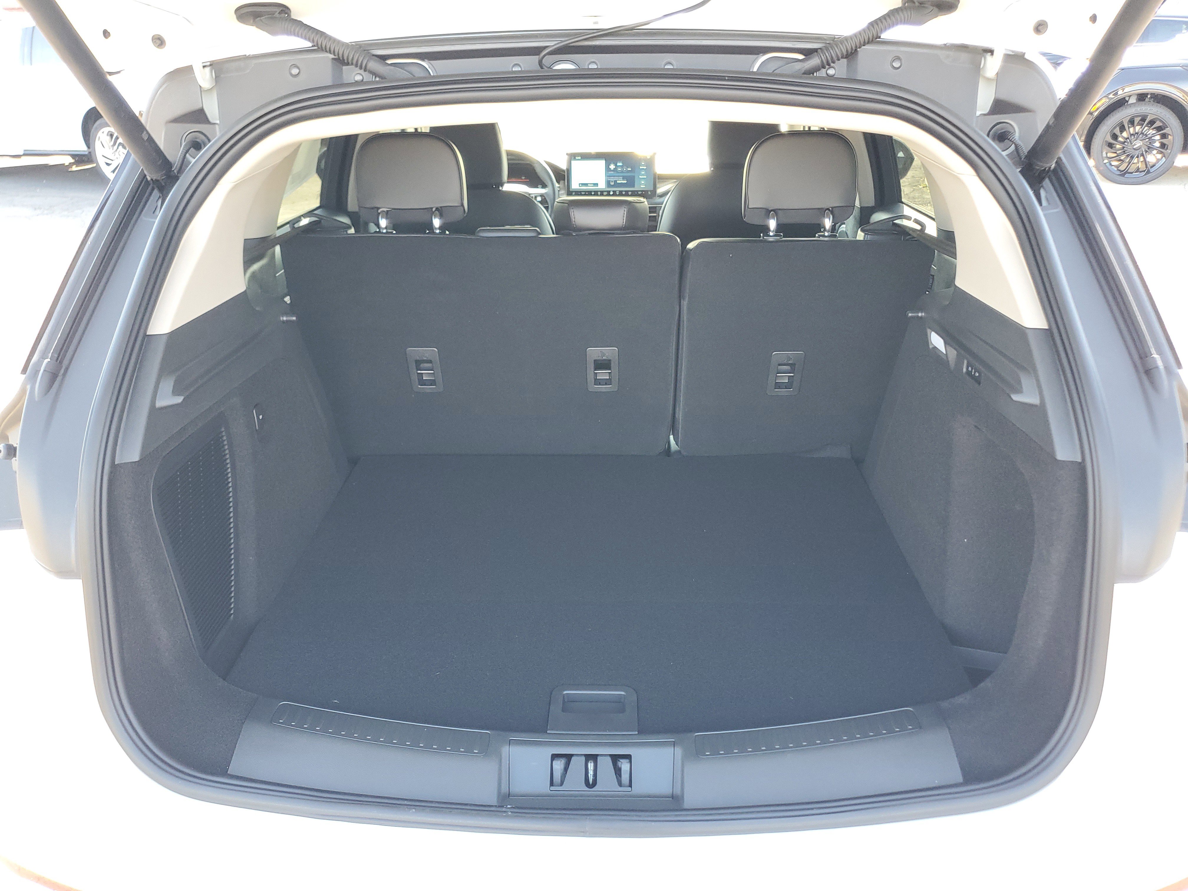 New 2026 Lincoln Corsair Reserve w/ Jet Appearance Package image 29