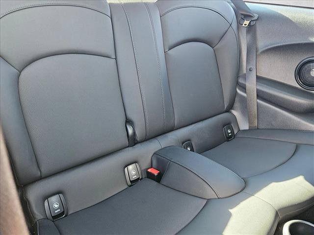 Used 2024 MINI Cooper SE FWD image 18