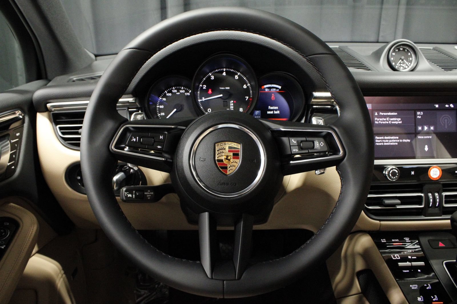 New 2026 Porsche Macan AWD/4WD image 21