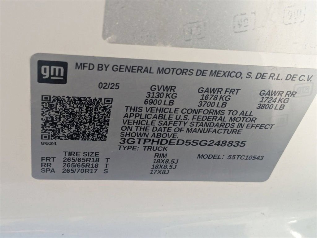 Used 2025 GMC Sierra 1500 SLT RWD image 37