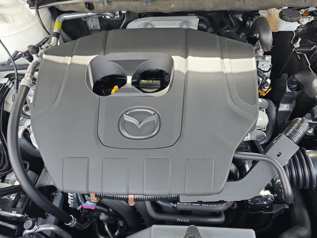 Used 2025 MAZDA CX-5 Carbon Edition image 32