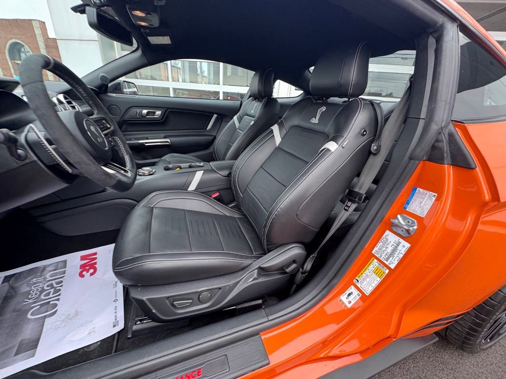 Used 2020 Ford Mustang Shelby GT500 w/ Technology Package image 29