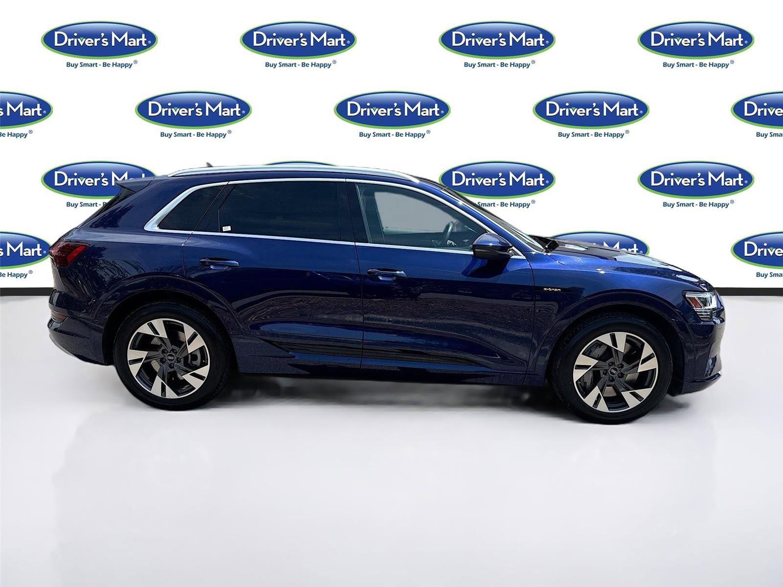 Used 2022 Audi e-tron Premium w/ Towing Package AWD/4WD image 8