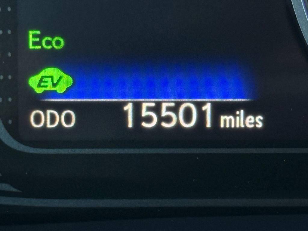 Certified 2024 Lexus UX 250h FWD image 4