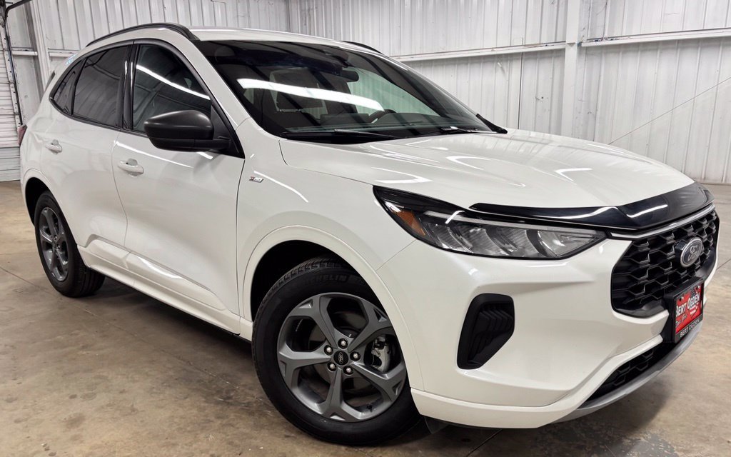 Used 2024 Ford Escape ST-Line w/ Tech Pack #1