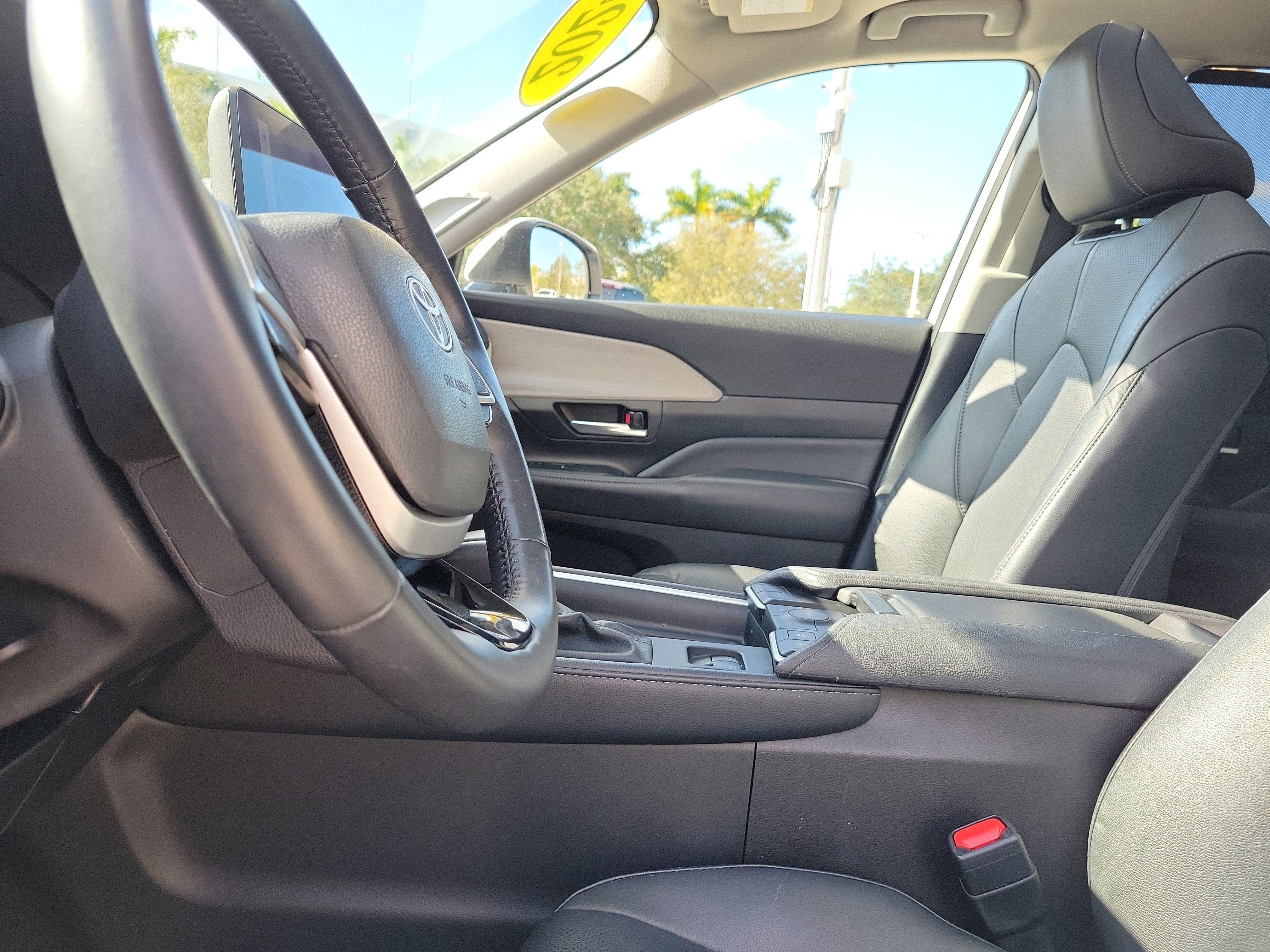 Used 2024 Toyota Grand Highlander Limited image 22