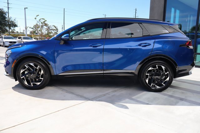Used 2024 Kia Sportage SX image 7