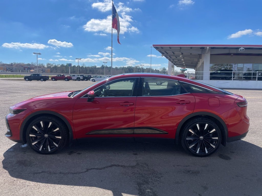 Used 2023 Toyota Crown Platinum image 4