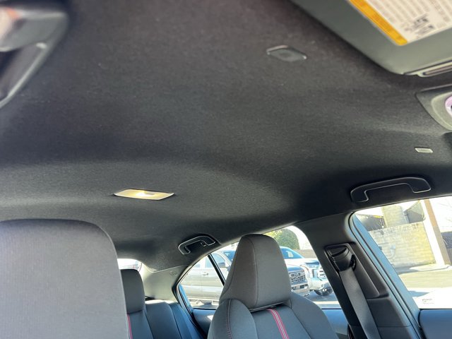 Certified 2025 Toyota Corolla SE image 25