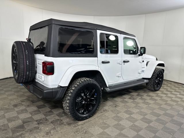 Used 2023 Jeep Wrangler Unlimited Sahara image 3