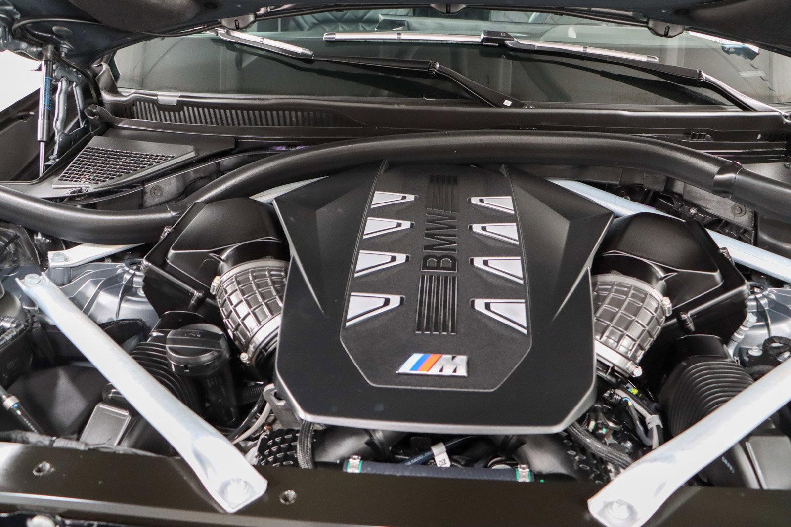 Used 2024 BMW X5 M60i image 31