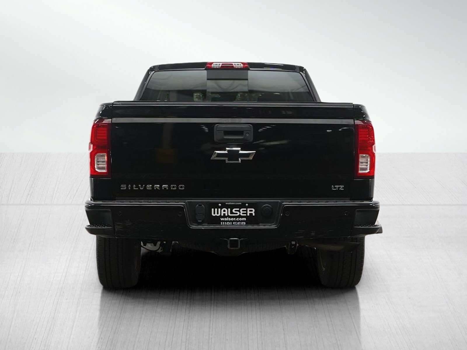 Used 2016 Chevrolet Silverado 1500 LTZ Z71 w/ LTZ Plus Package image 4