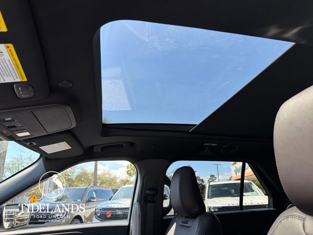New 2026 Ford Explorer Platinum image 24