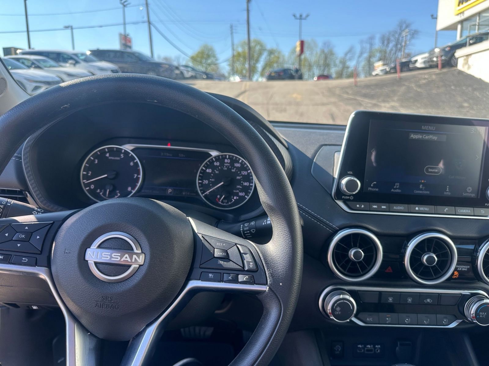 Used 2024 Nissan Sentra SV image 17