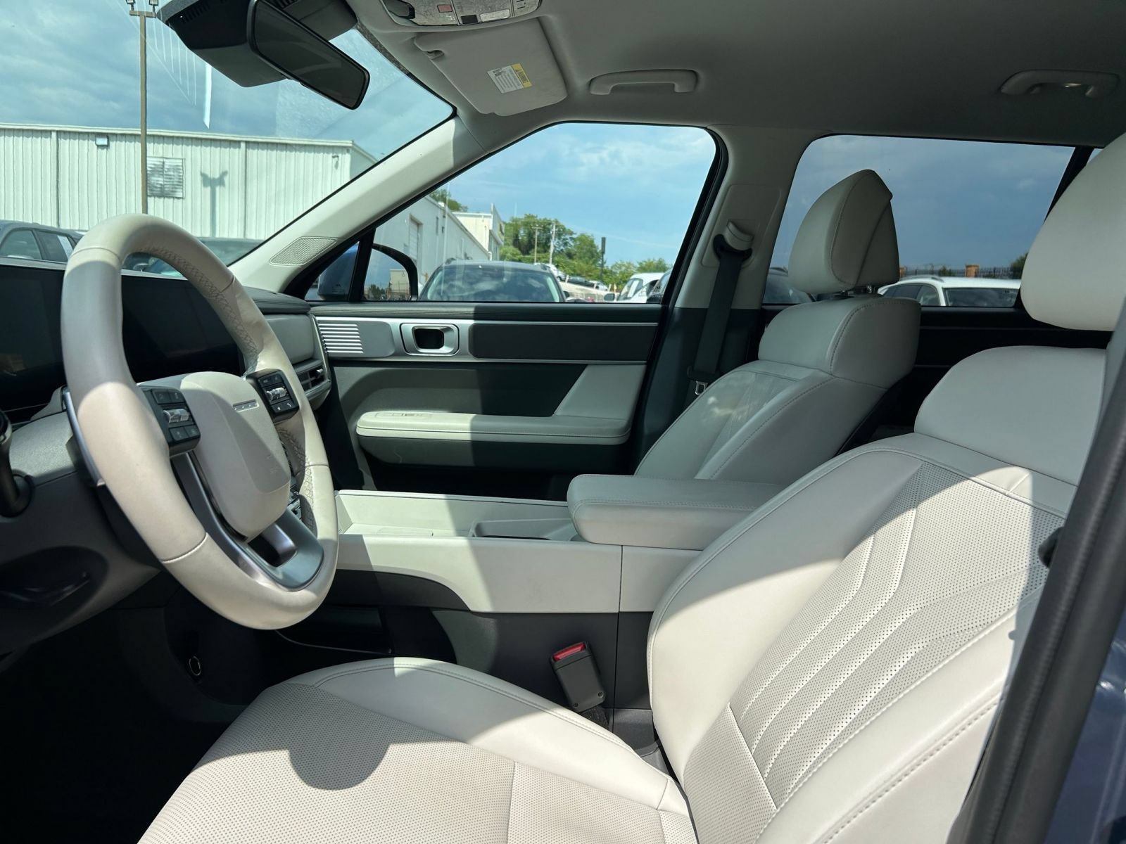 Used 2026 Hyundai Santa Fe SEL FWD image 31