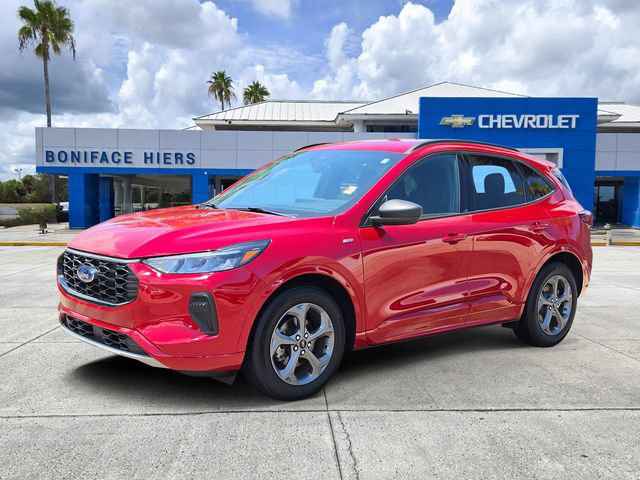 Used 2024 Ford Escape ST-Line w/ Tech Pack #1 FWD image 2