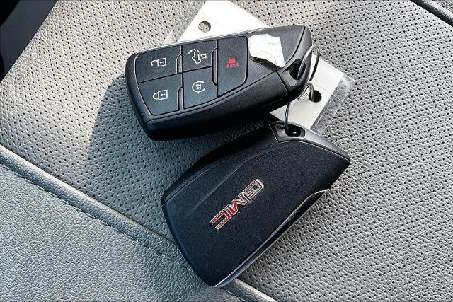 Used 2023 GMC Sierra 1500 SLT w/ SLT Premium Package image 36