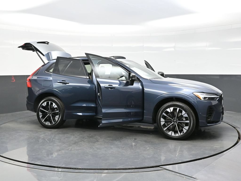 New 2026 Volvo XC60 T8 Plus w/ Climate Package AWD/4WD image 46