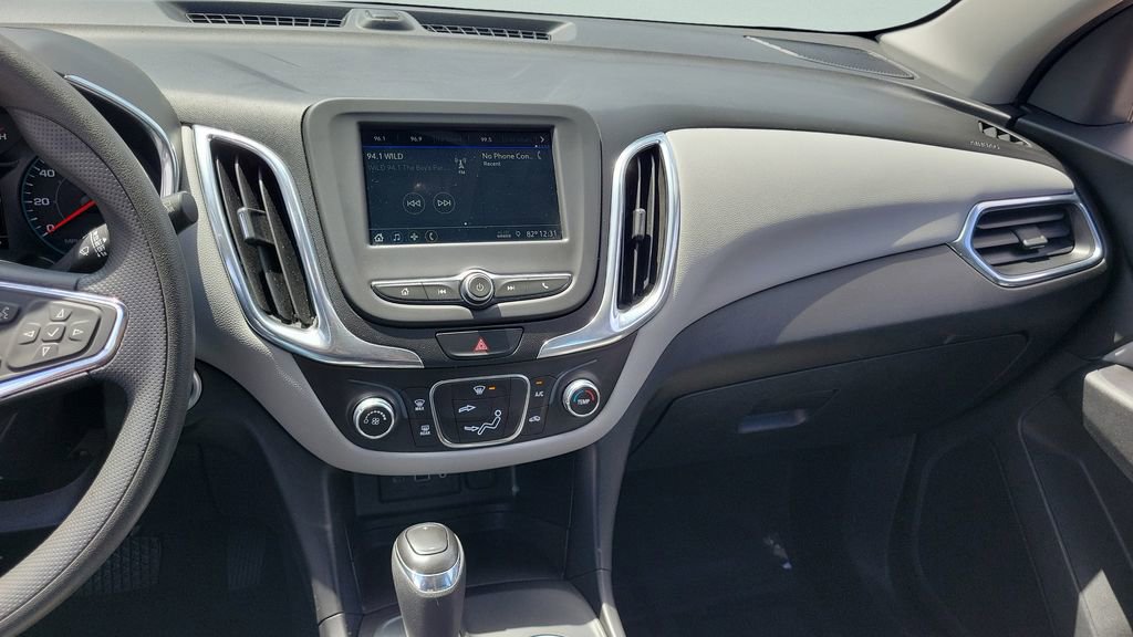 Used 2019 Chevrolet Equinox LS image 18
