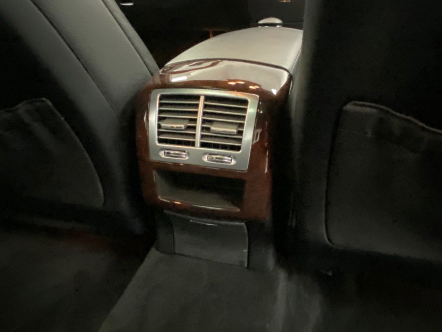 Used 2013 Mercedes-Benz S 550 4MATIC w/ Sport Pkg image 41