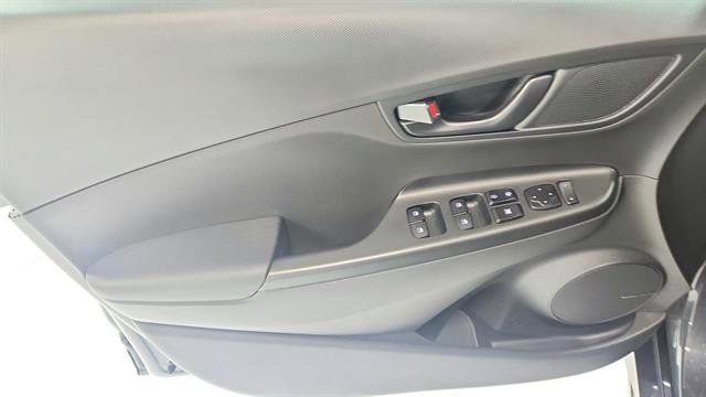 Used 2022 Hyundai Kona N Line w/ Tech Package image 21