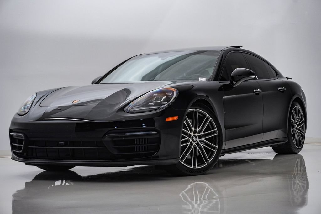 Used 2021 Porsche Panamera RWD image 1