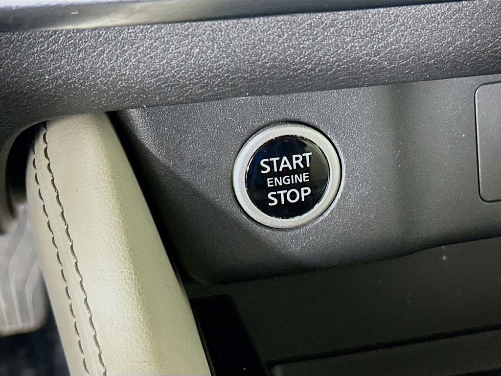 Certified 2023 Nissan Rogue SL image 21