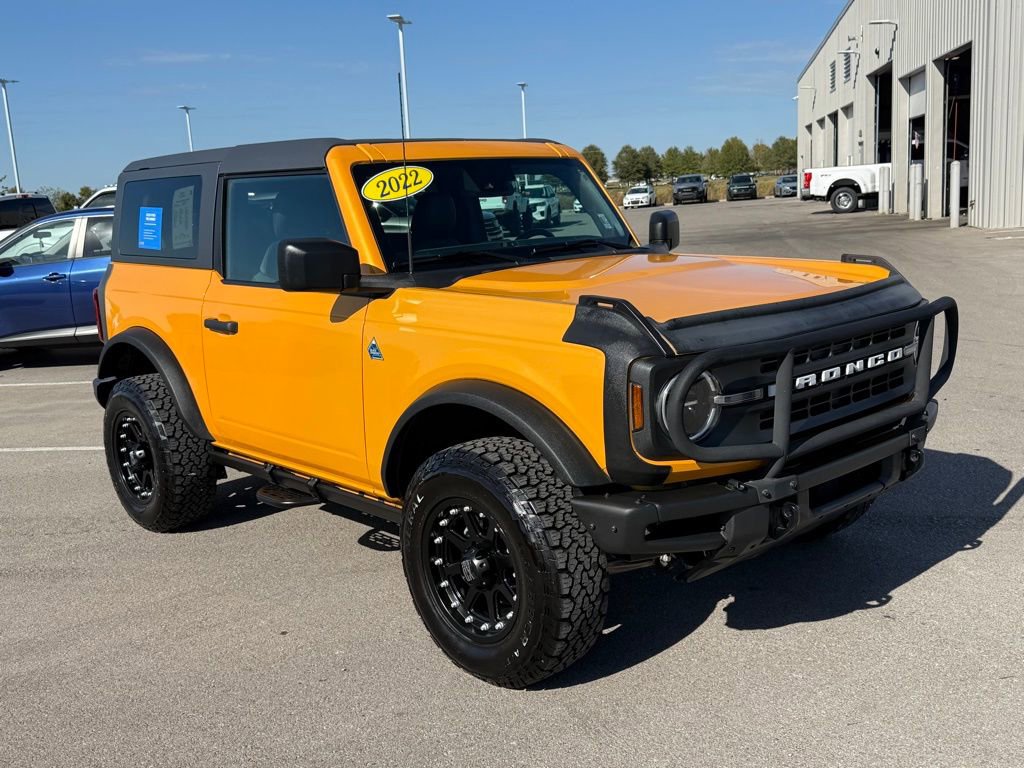 Used 2022 Ford Bronco Black Diamond image 2