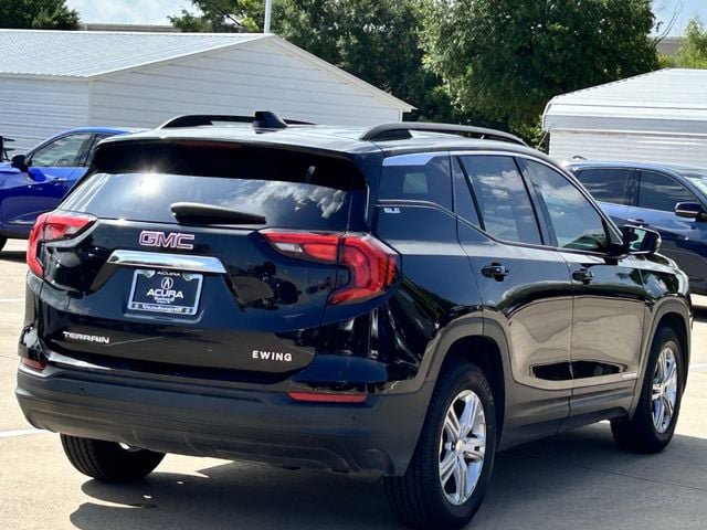 Used 2020 GMC Terrain SLE w/ Driver Convenience Package FWD image 4