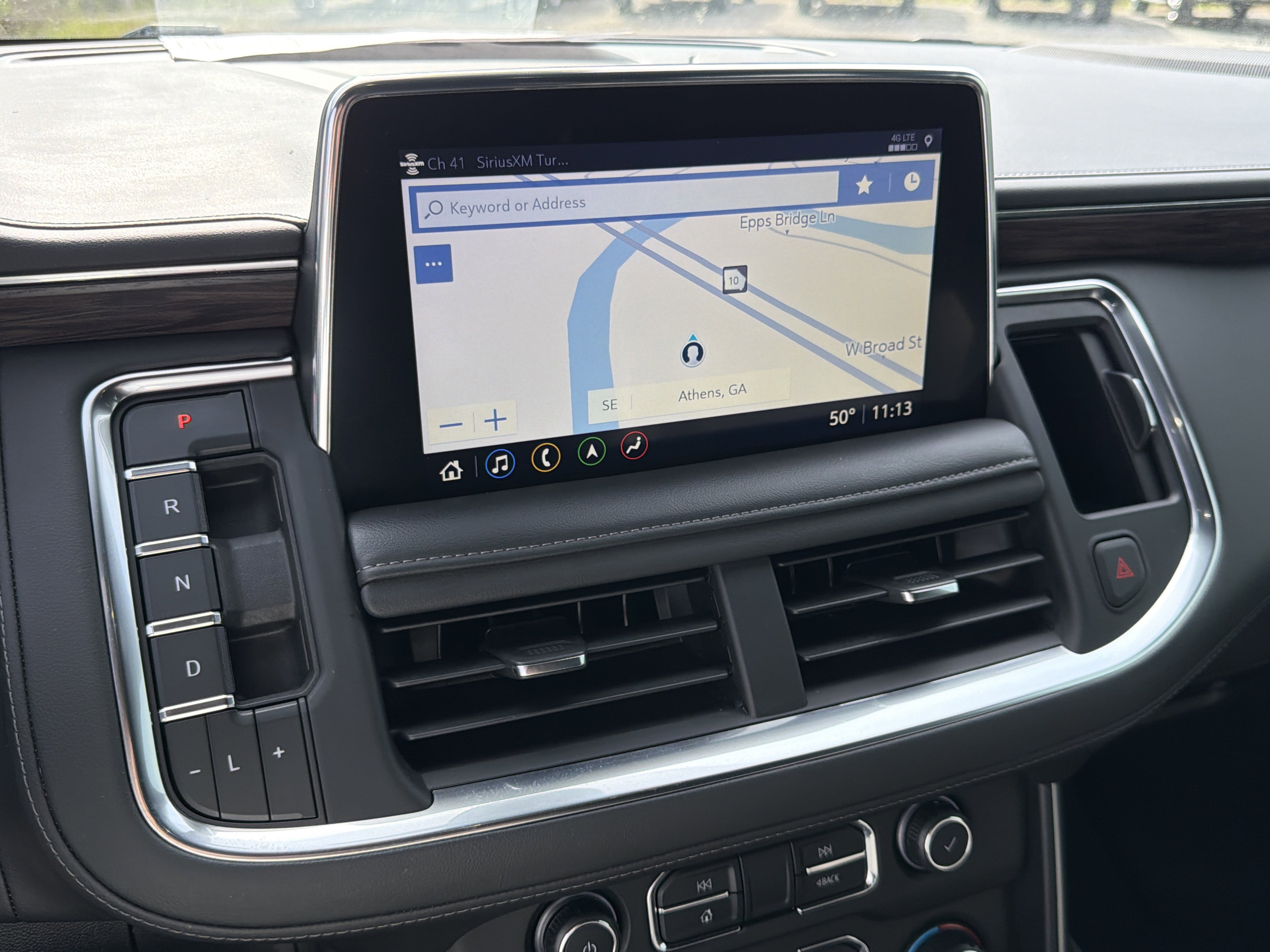 Used 2021 Chevrolet Tahoe Z71 w/ Z71 Off-Road Package image 31