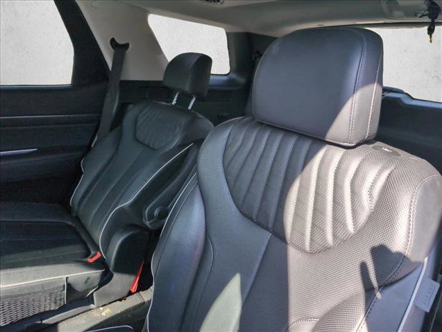 Used 2024 Hyundai Palisade Limited image 17