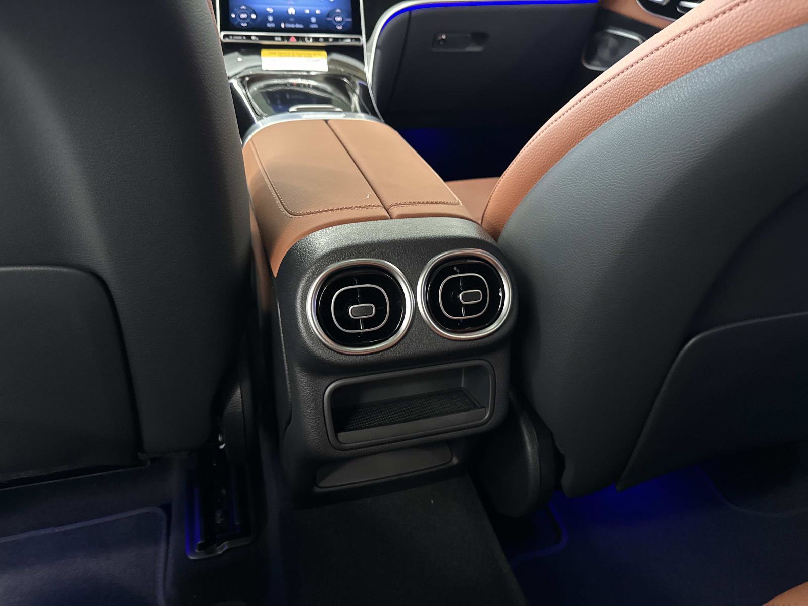 New 2026 Mercedes-Benz GLC 300 4MATIC image 16