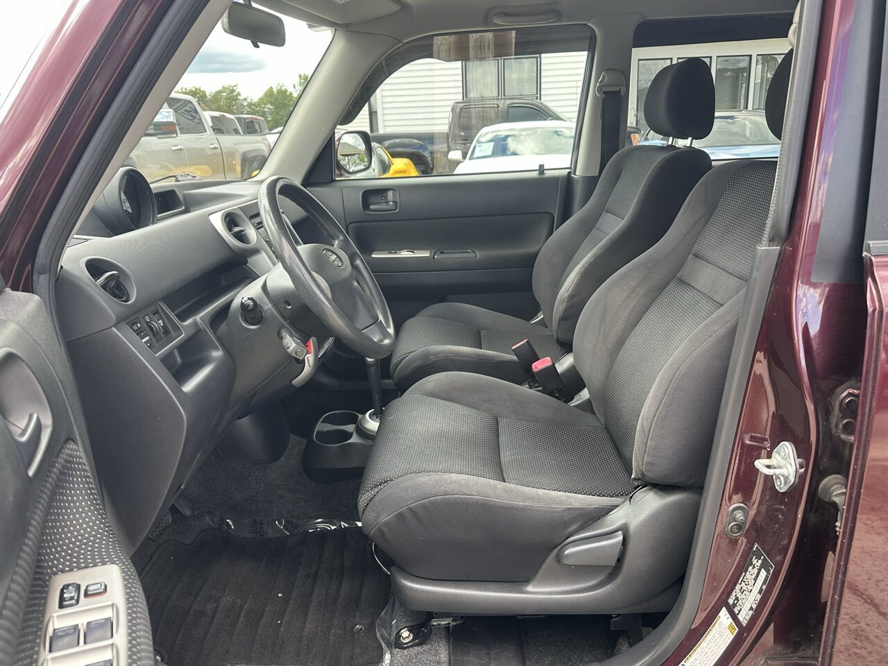 Used 2006 Scion xB FWD image 5