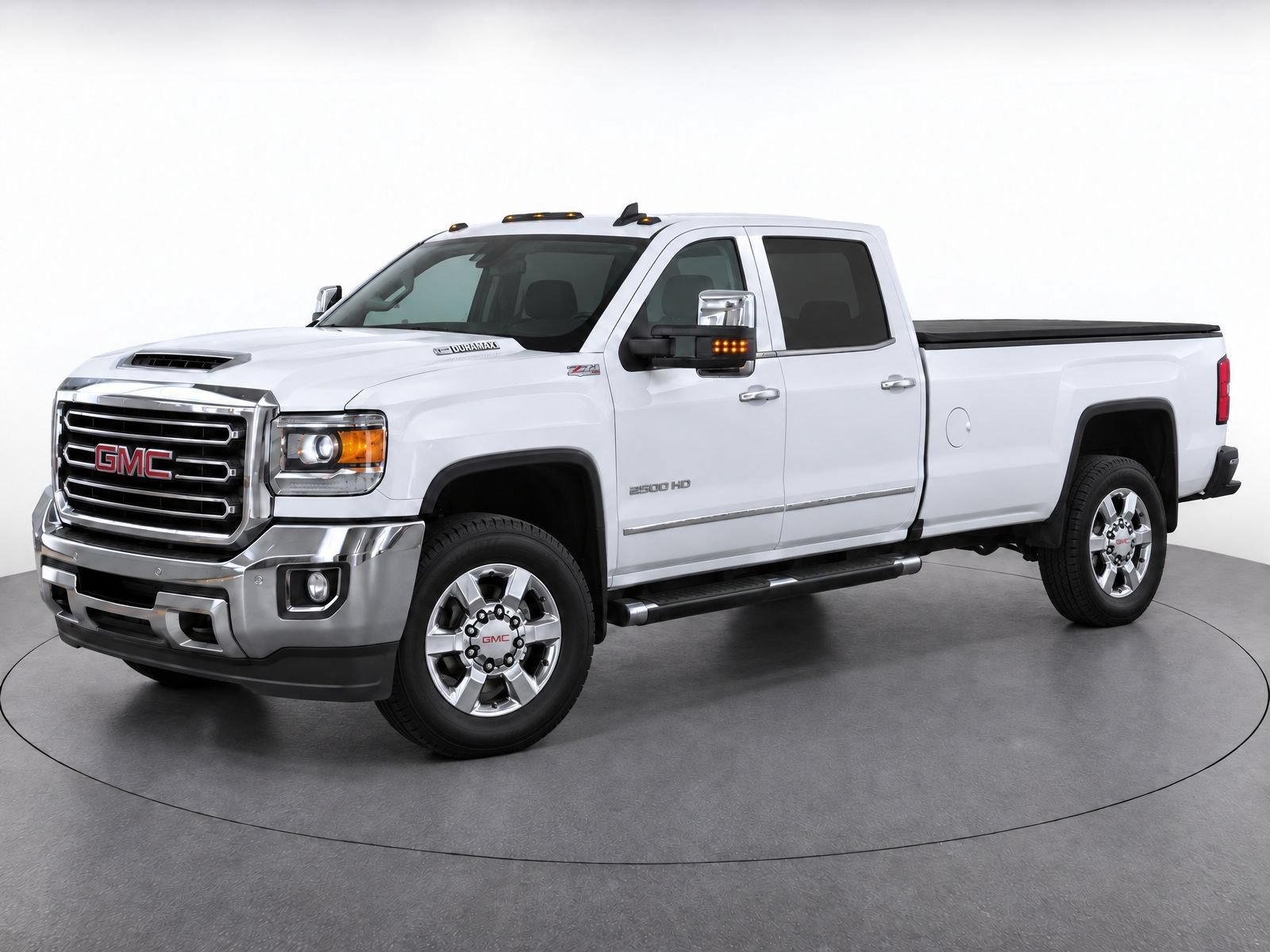 Used 2019 GMC Sierra 3500 SLT w/ Duramax Plus Package AWD/4WD image 2