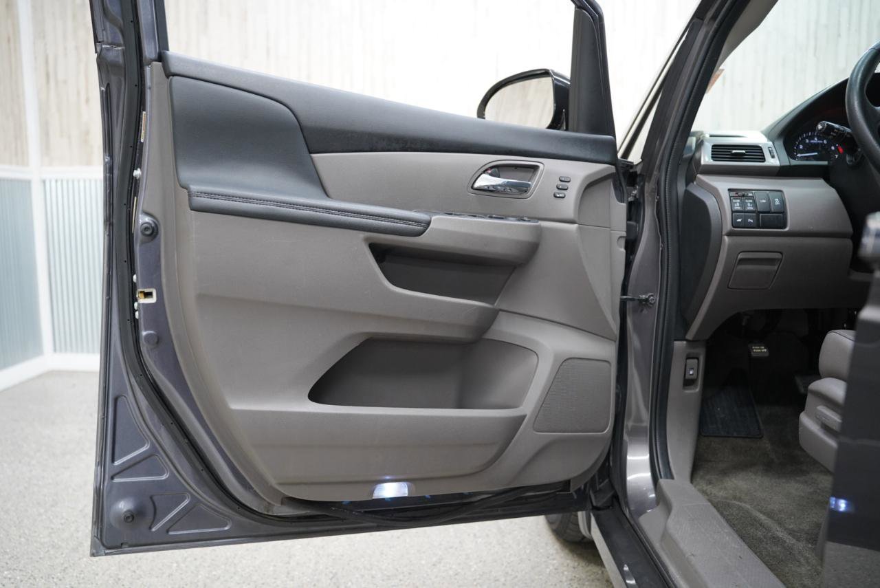 Used 2016 Honda Odyssey Touring image 27