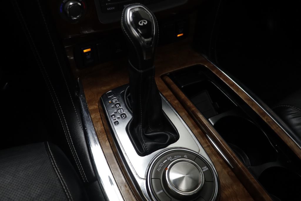Used 2018 INFINITI QX80 4WD w/ All Season Package image 12