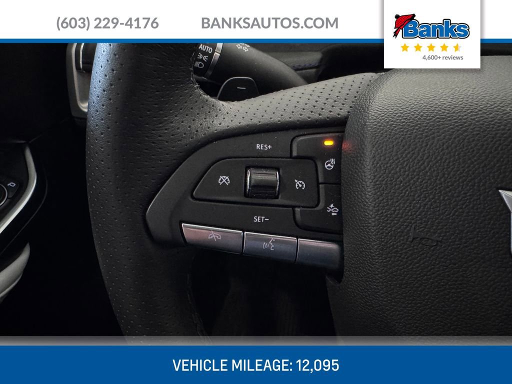 Used 2024 Cadillac XT4 Sport image 14
